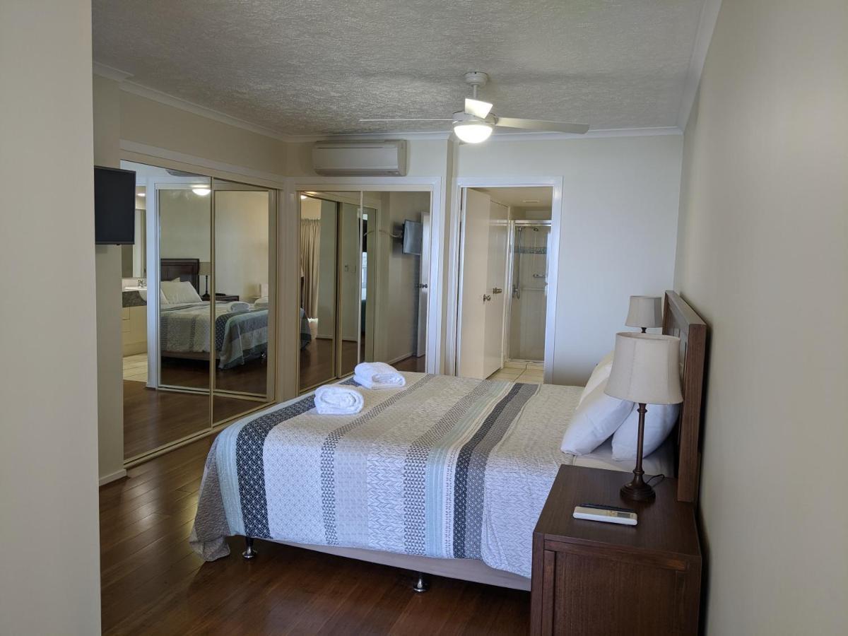 Moorings Beach Resort Καλούντρα Εξωτερικό φωτογραφία