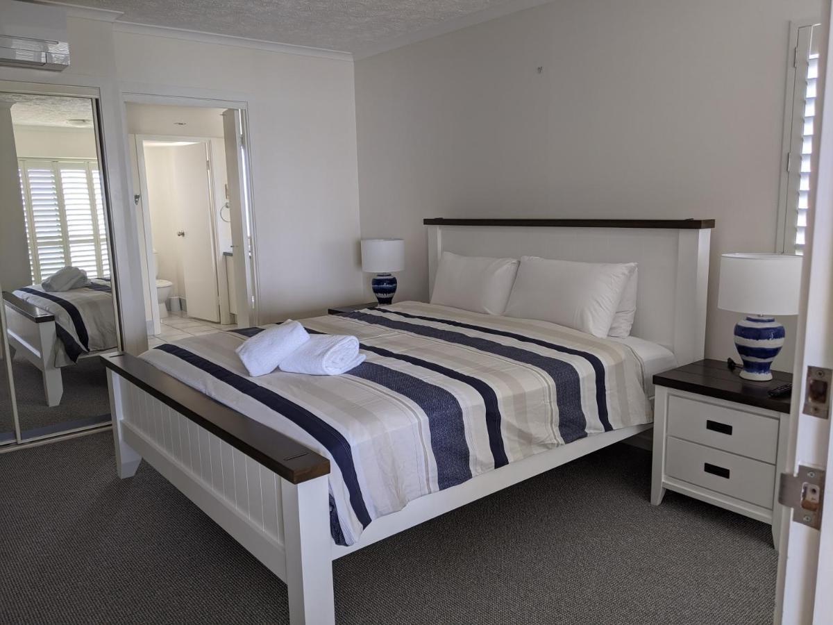 Moorings Beach Resort Καλούντρα Εξωτερικό φωτογραφία