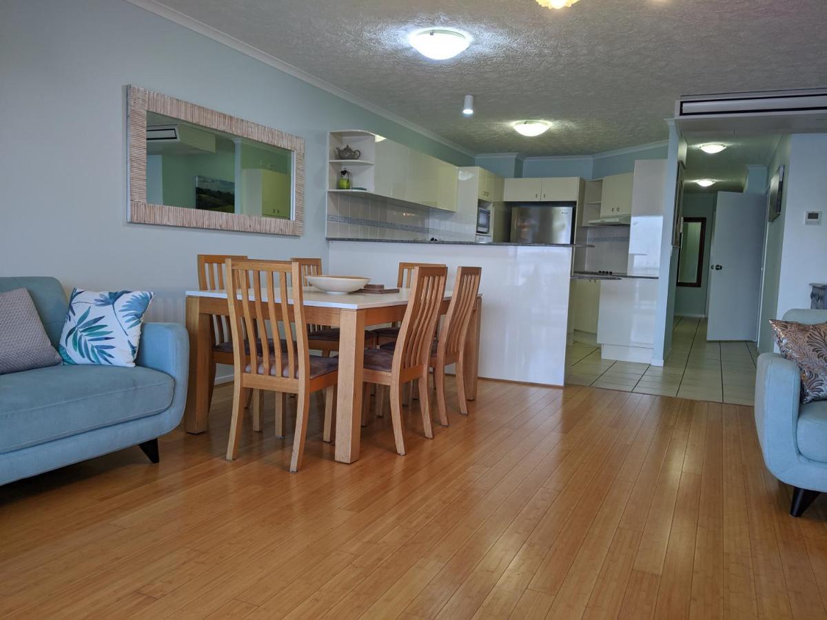 Moorings Beach Resort Καλούντρα Εξωτερικό φωτογραφία