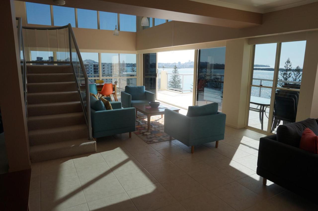 Moorings Beach Resort Καλούντρα Εξωτερικό φωτογραφία