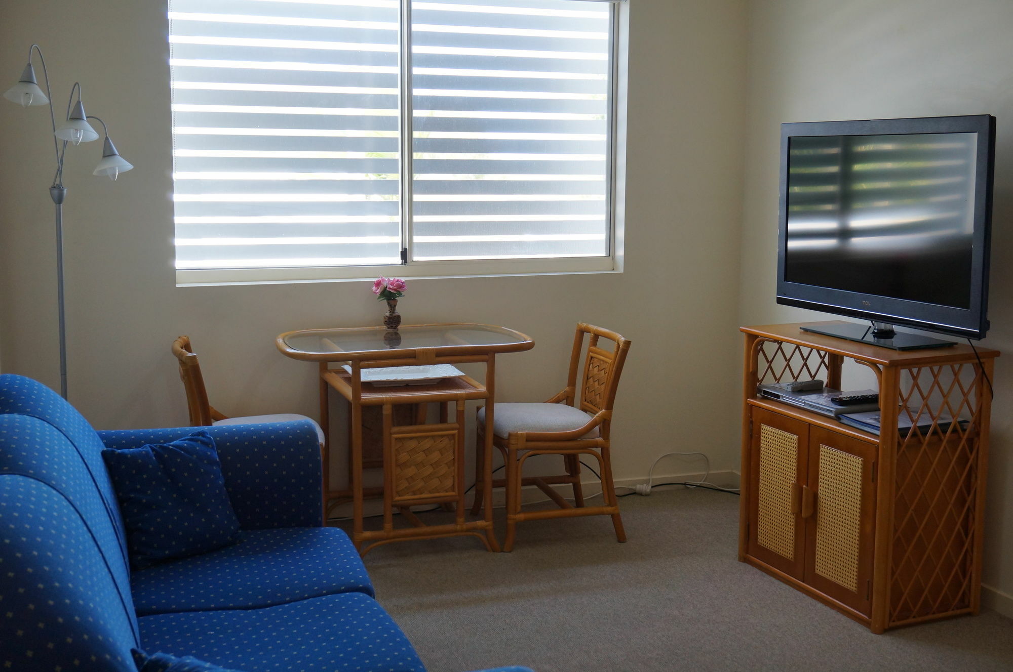 Moorings Beach Resort Καλούντρα Εξωτερικό φωτογραφία